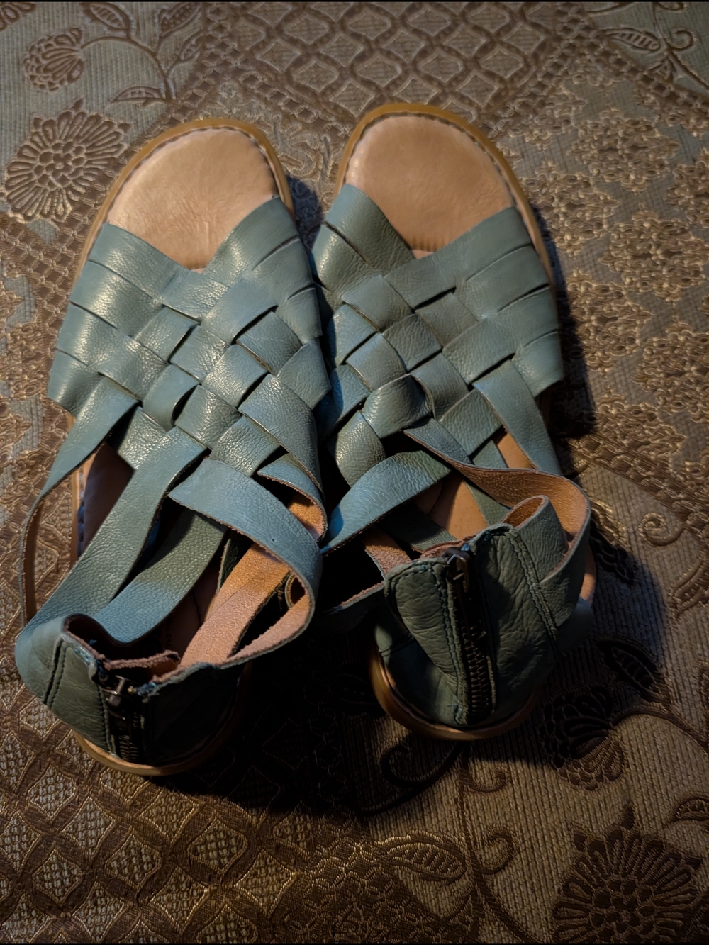 Women’s Woven Leather Sandals in Teal - Comfortable Summer Style